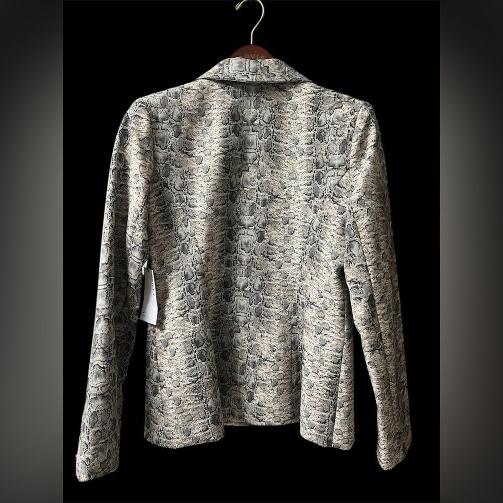 Bailey44 Snake Print Blazer NWT Size 6 Luxe Animal Print Statement Jacket - Picture 4 of 9